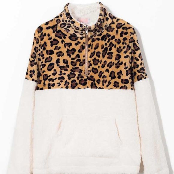 Last size Small Faux Fur Leopard Pullover Sweater - Picture 4 of 8